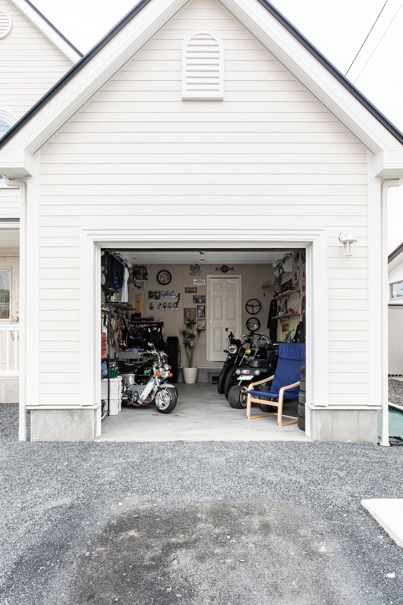 岡山県 津山市のデザイナーズ注文住宅のバイクガレージ